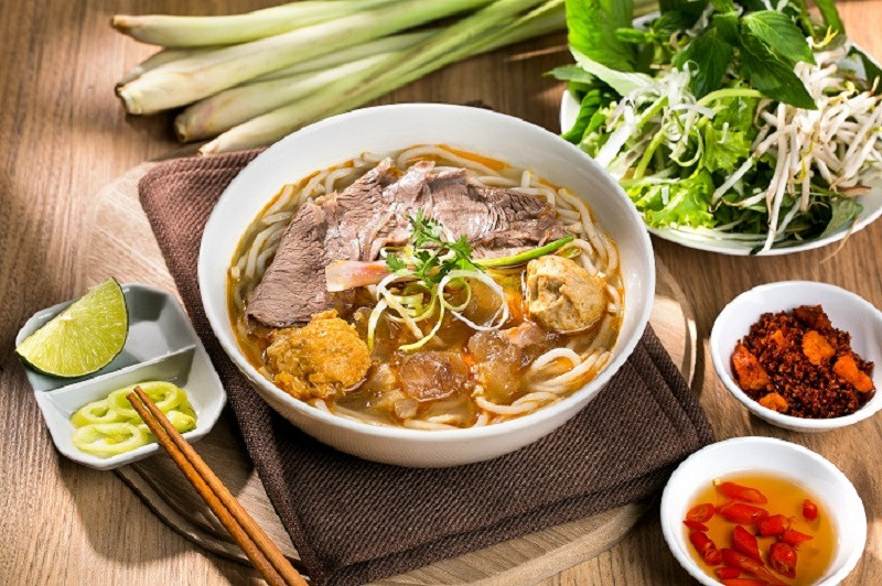 Món bún bò đặc sản nơi đây