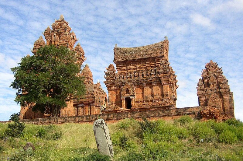 Tháp chàm Po Klong Garai 