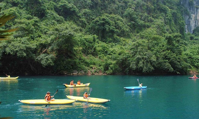 Chèo thuyền Kayak